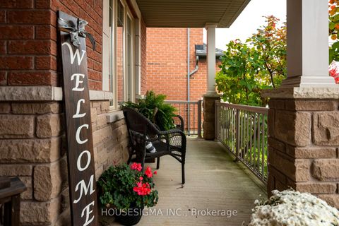 Photo 3 at 5 Brower Avenue, Jefferson, Richmond Hill