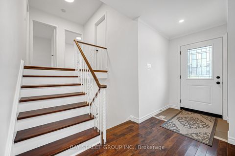 Photo 11 at 35 Kemano Road, Aurora Heights, Aurora