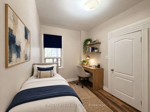 Photo 5 at 190 Major Street, University, Toronto