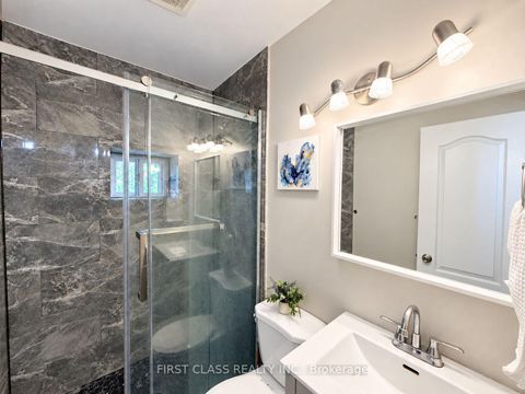 Photo 11 at 190 Major Street, University, Toronto