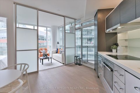 Photo 4 at 802 - 45 Charles Street E, Yonge Corridor, Toronto
