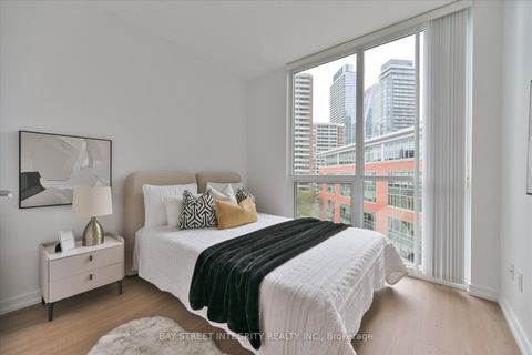 Photo 10 at 802 - 45 Charles Street E, Yonge Corridor, Toronto