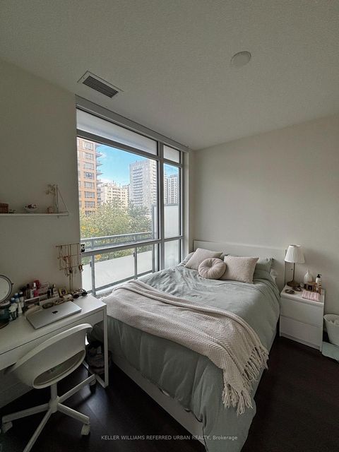 Photo 2 at 415 - 98 Lillian Street, Mount Pleasant West, Toronto