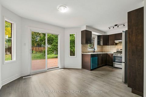 Photo 13 at 12 Tuch Drive, Keswick North, Georgina