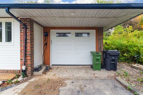 Photo 4 at 8 Waterfield Drive, Bendale, Toronto