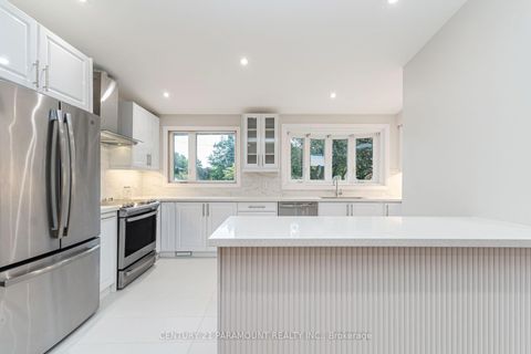 Photo 12 at 8 Waterfield Drive, Bendale, Toronto