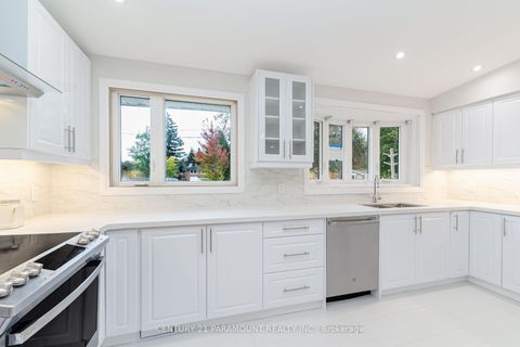 Photo 16 at 8 Waterfield Drive, Bendale, Toronto