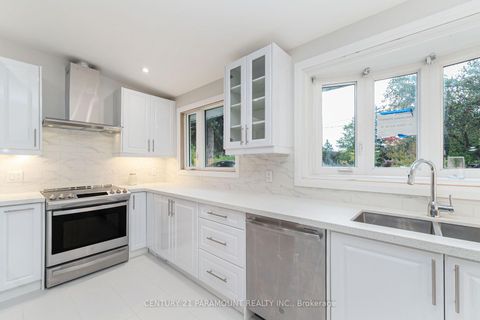 Photo 17 at 8 Waterfield Drive, Bendale, Toronto