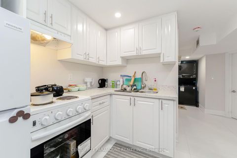Photo 32 at 8 Waterfield Drive, Bendale, Toronto