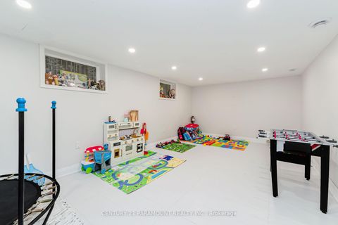 Photo 36 at 8 Waterfield Drive, Bendale, Toronto