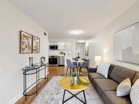Photo 5 at 1006 - 4K Spadina Avenue, Waterfront Communities C1, Toronto