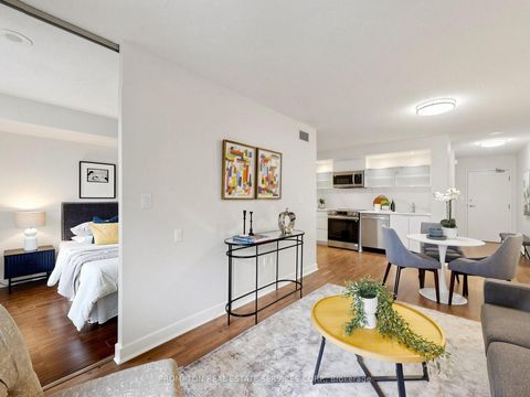 Photo 6 at 1006 - 4K Spadina Avenue, Waterfront Communities C1, Toronto