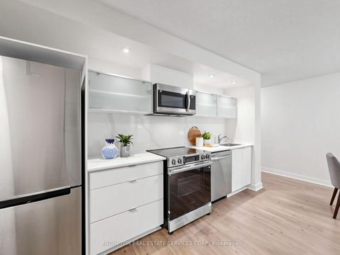 Photo 16 at 1006 - 4K Spadina Avenue, Waterfront Communities C1, Toronto