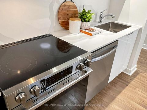 Photo 21 at 1006 - 4K Spadina Avenue, Waterfront Communities C1, Toronto