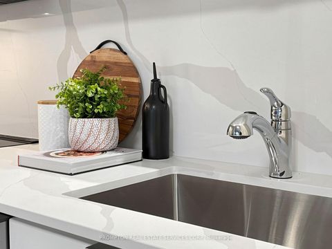 Photo 23 at 1006 - 4K Spadina Avenue, Waterfront Communities C1, Toronto