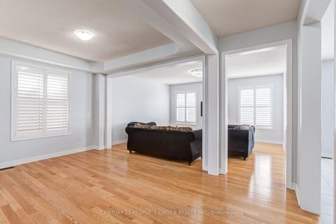 Photo 7 at 257 East's Corners Boulevard, Kleinburg, Vaughan