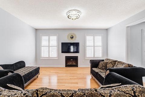 Photo 10 at 257 East's Corners Boulevard, Kleinburg, Vaughan