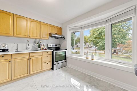 Photo 15 at 227 Hollyberry Trail, Hillcrest Village, Toronto