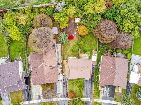 Photo 42 at 227 Hollyberry Trail, Hillcrest Village, Toronto