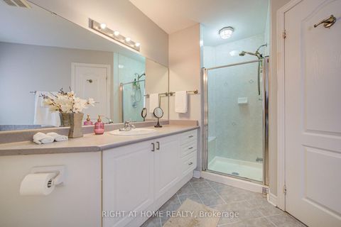 Photo 23 at 81 Old Colony Road, Oak Ridges Lake Wilcox, Richmond Hill