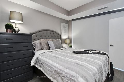 Photo 18 at 814 - 99 The Donway West Road, Don Mills, Toronto