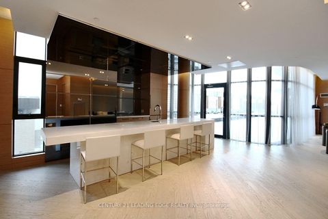 Photo 34 at 814 - 99 The Donway West Road, Don Mills, Toronto