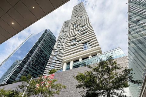 Photo 2 at 5205 - 88 Harbour Street, Waterfront Communities C1, Toronto