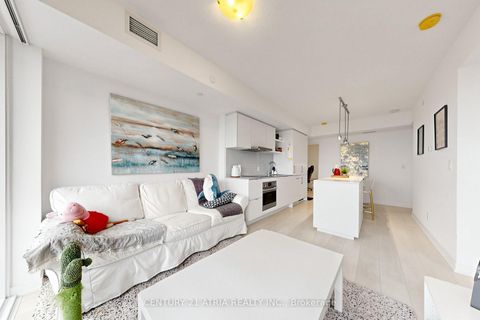 Photo 12 at 5205 - 88 Harbour Street, Waterfront Communities C1, Toronto