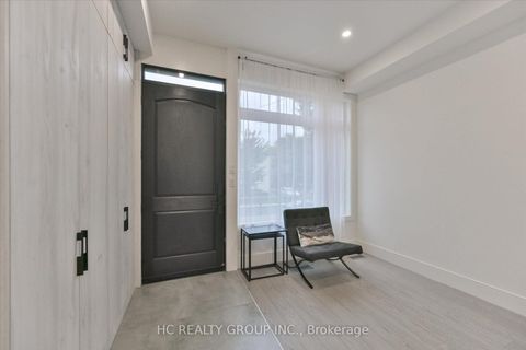 Photo 2 at 78 Greendale Avenue, Smythe, Toronto