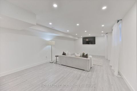 Photo 40 at 78 Greendale Avenue, Smythe, Toronto