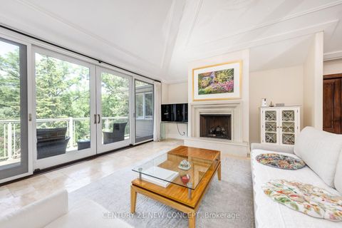 Photo 4 at 8 Echo Valley Ridge, City Centre West, Toronto