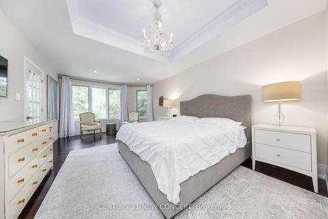 Photo 8 at 8 Echo Valley Ridge, City Centre West, Toronto