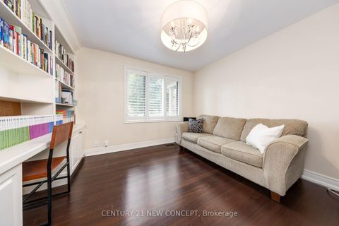 Photo 13 at 8 Echo Valley Ridge, City Centre West, Toronto