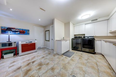 Photo 24 at 8 Echo Valley Ridge, City Centre West, Toronto