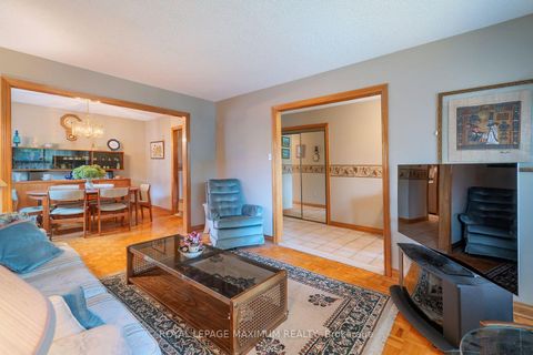 Photo 7 at 114 Beechnut Road, West Woodbridge, Vaughan