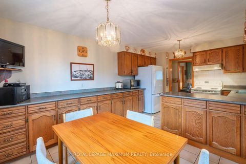 Photo 12 at 114 Beechnut Road, West Woodbridge, Vaughan