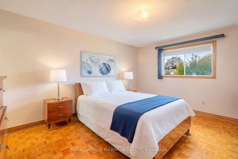 Photo 15 at 114 Beechnut Road, West Woodbridge, Vaughan