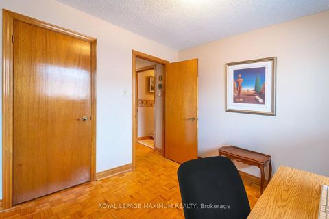 Photo 21 at 114 Beechnut Road, West Woodbridge, Vaughan