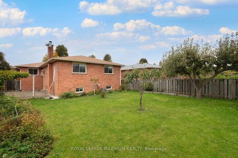 Photo 36 at 114 Beechnut Road, West Woodbridge, Vaughan