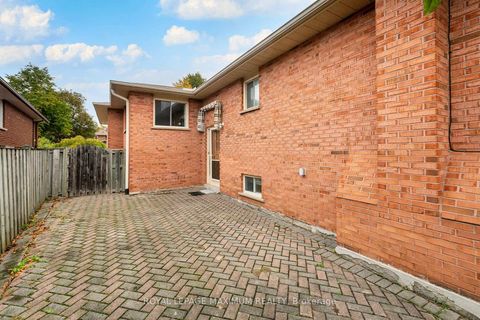Photo 38 at 114 Beechnut Road, West Woodbridge, Vaughan