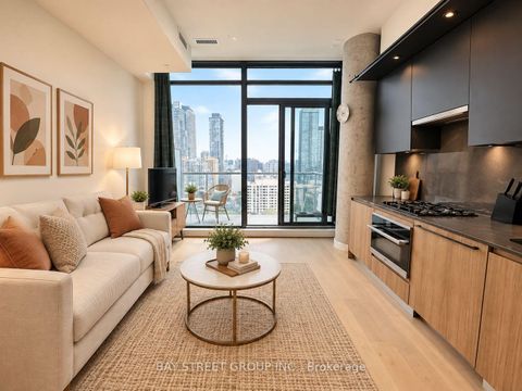 Photo 14 at 2207 - 81 Wellesley Street E, Yonge Corridor, Toronto