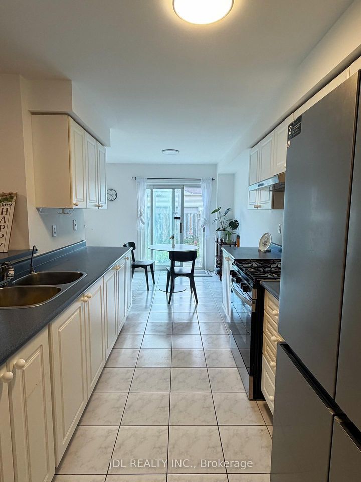 Photo 2 at 63 Peninsula Crescent, Rouge Woods, Richmond Hill