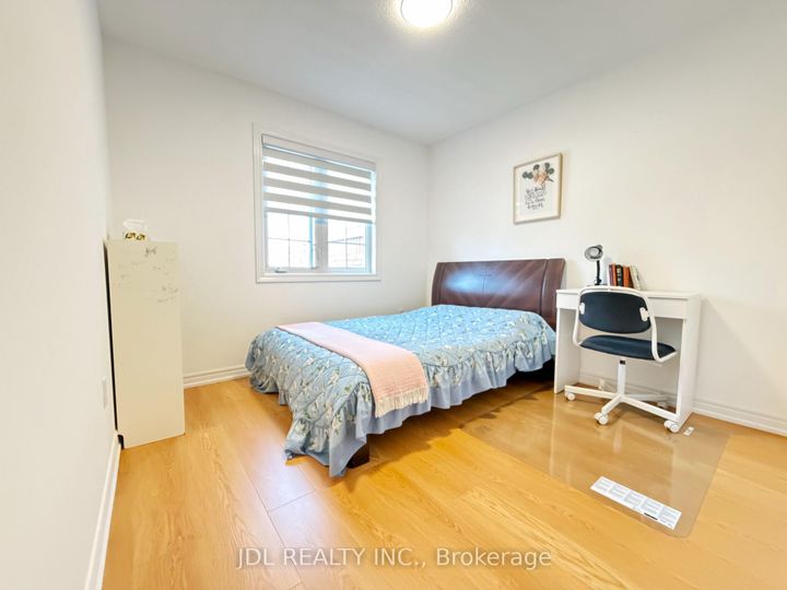 Photo 5 at 63 Peninsula Crescent, Rouge Woods, Richmond Hill