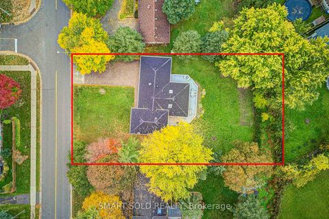 Photo 3 at 66 Lakeland Crescent, Oak Ridges Lake Wilcox, Richmond Hill