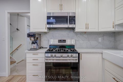 Photo 10 at 66 Lakeland Crescent, Oak Ridges Lake Wilcox, Richmond Hill