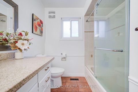 Photo 34 at 66 Lakeland Crescent, Oak Ridges Lake Wilcox, Richmond Hill