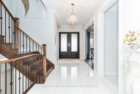 Photo 3 at 2 Mary Agar Court S, Nobleton, King