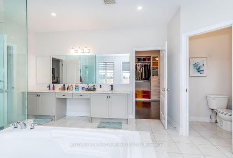 Photo 33 at 2 Mary Agar Court S, Nobleton, King