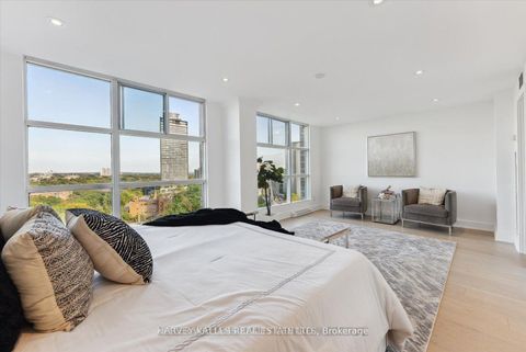 Photo 18 at PH03 - 409 Bloor Street W, Moore Park, Toronto
