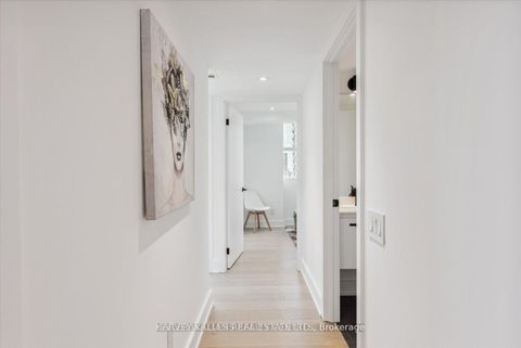 Photo 22 at PH03 - 409 Bloor Street W, Moore Park, Toronto